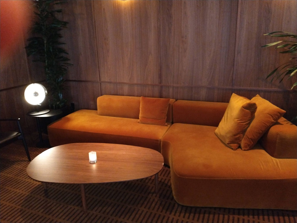 Sitting area at Executive Lounge