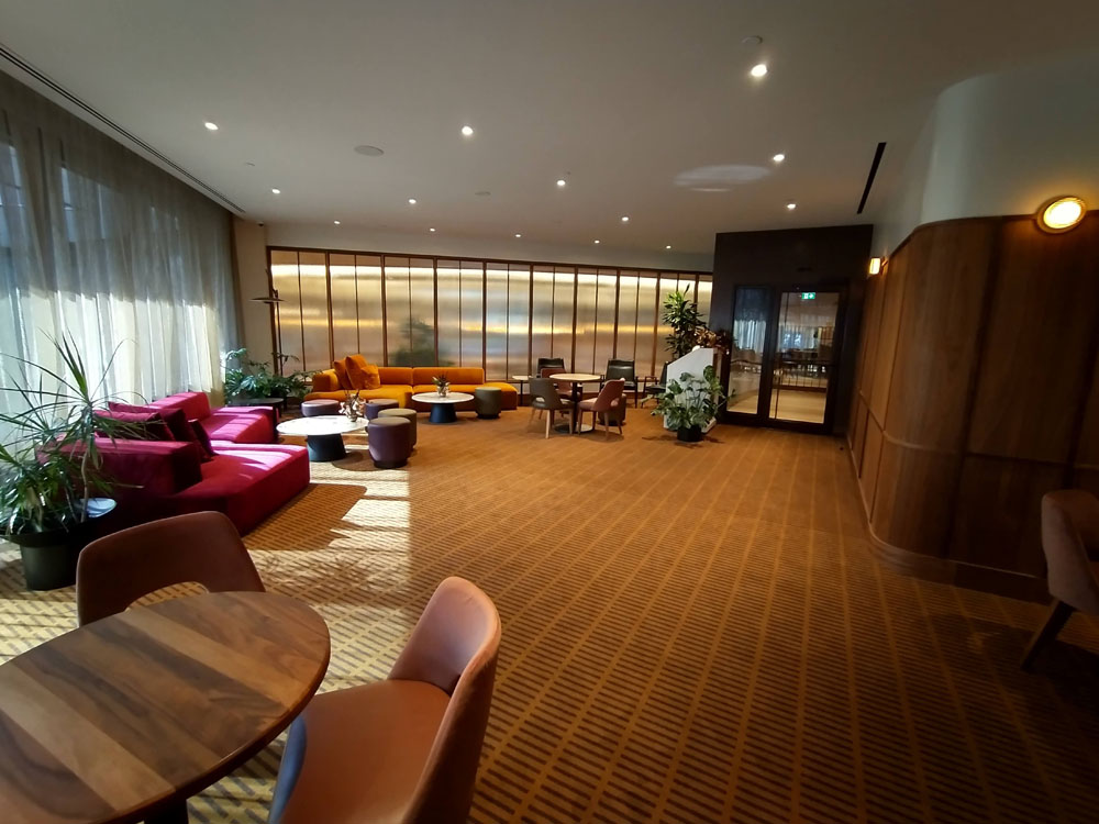 Executive Lounge Review at DoubleTree by Hilton Montreal (Complexe&nbsp;Desjardins)